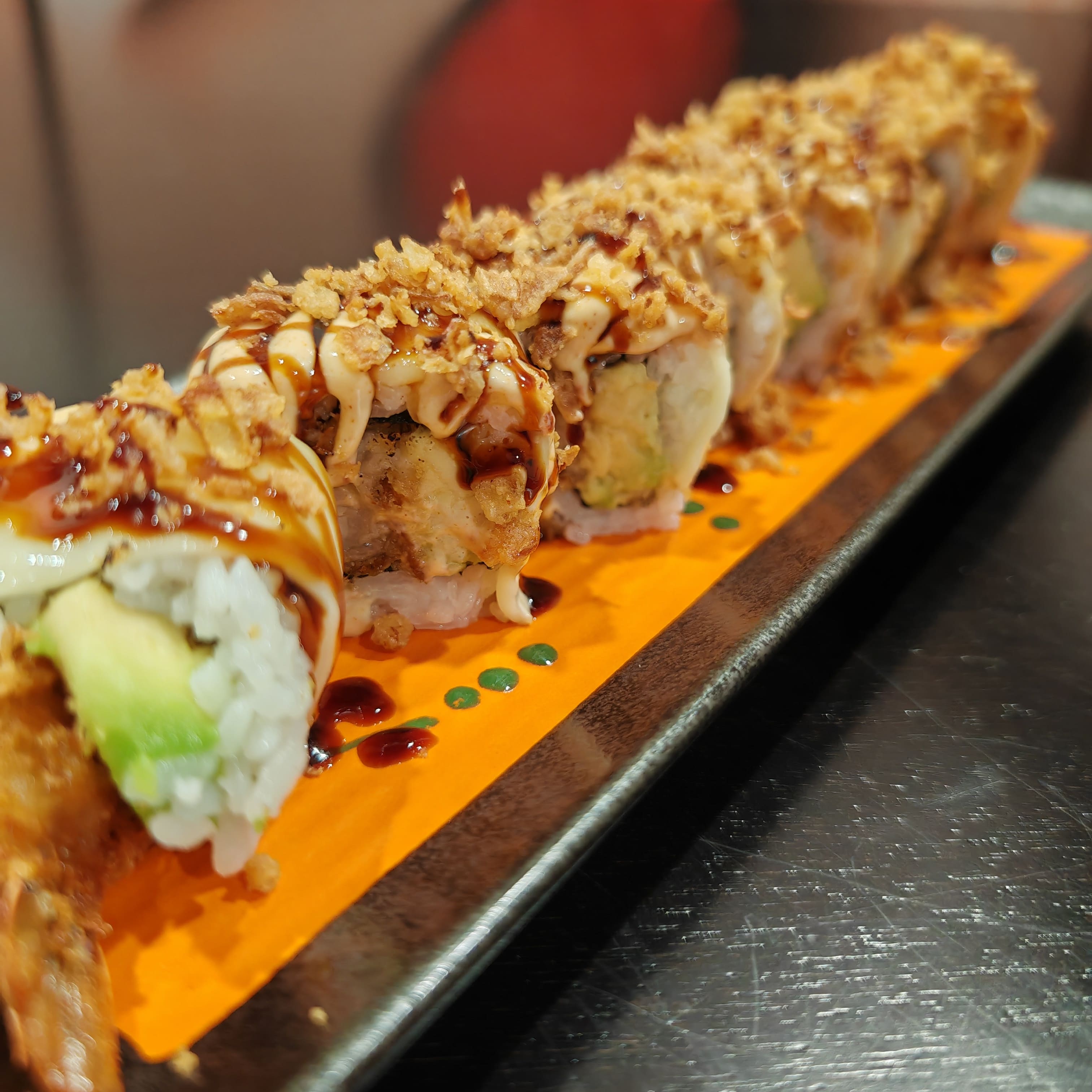 URAMAKI LANGOSTINO (QUESO FLAMEADO) 8u