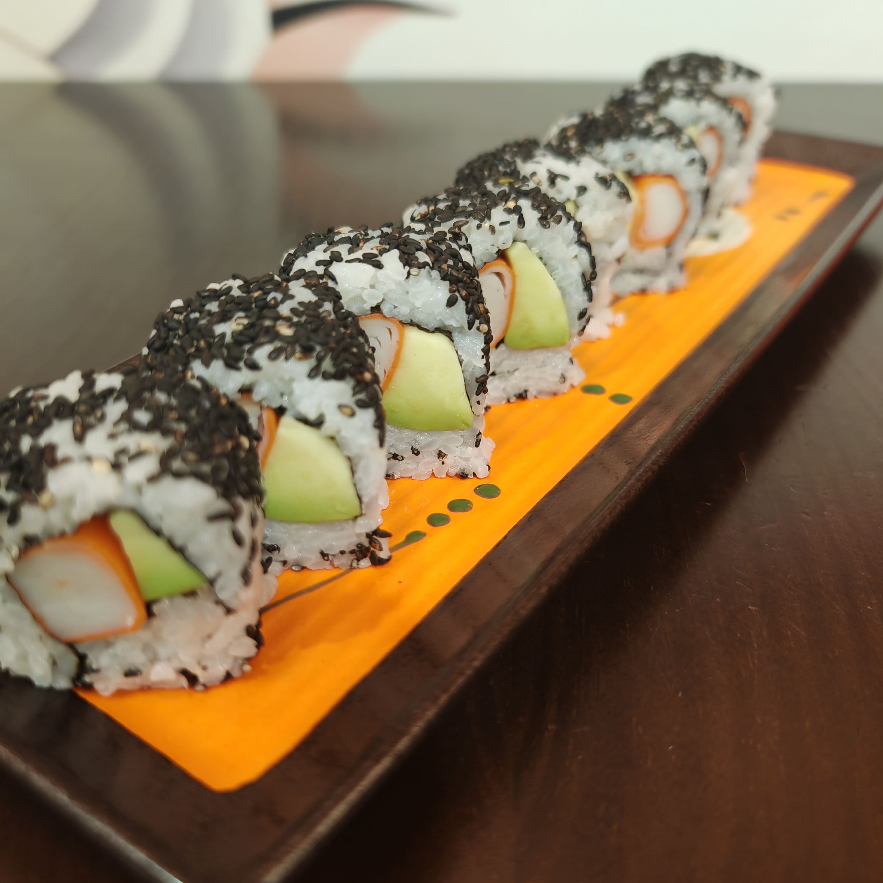 URAMAKI CALIFORNIA(SESAMO) 8u