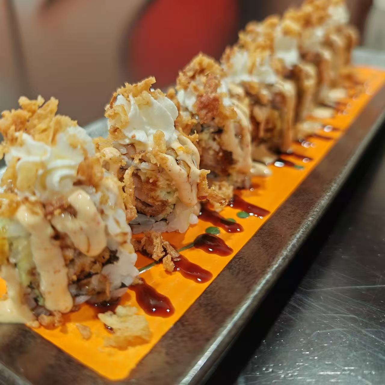 URAMAKI POLLO QUESO CEBOLLA 8u